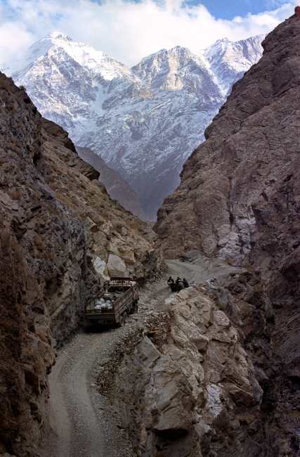 Traveling on treacherous roads ...oach the infamous Anjuman pass.