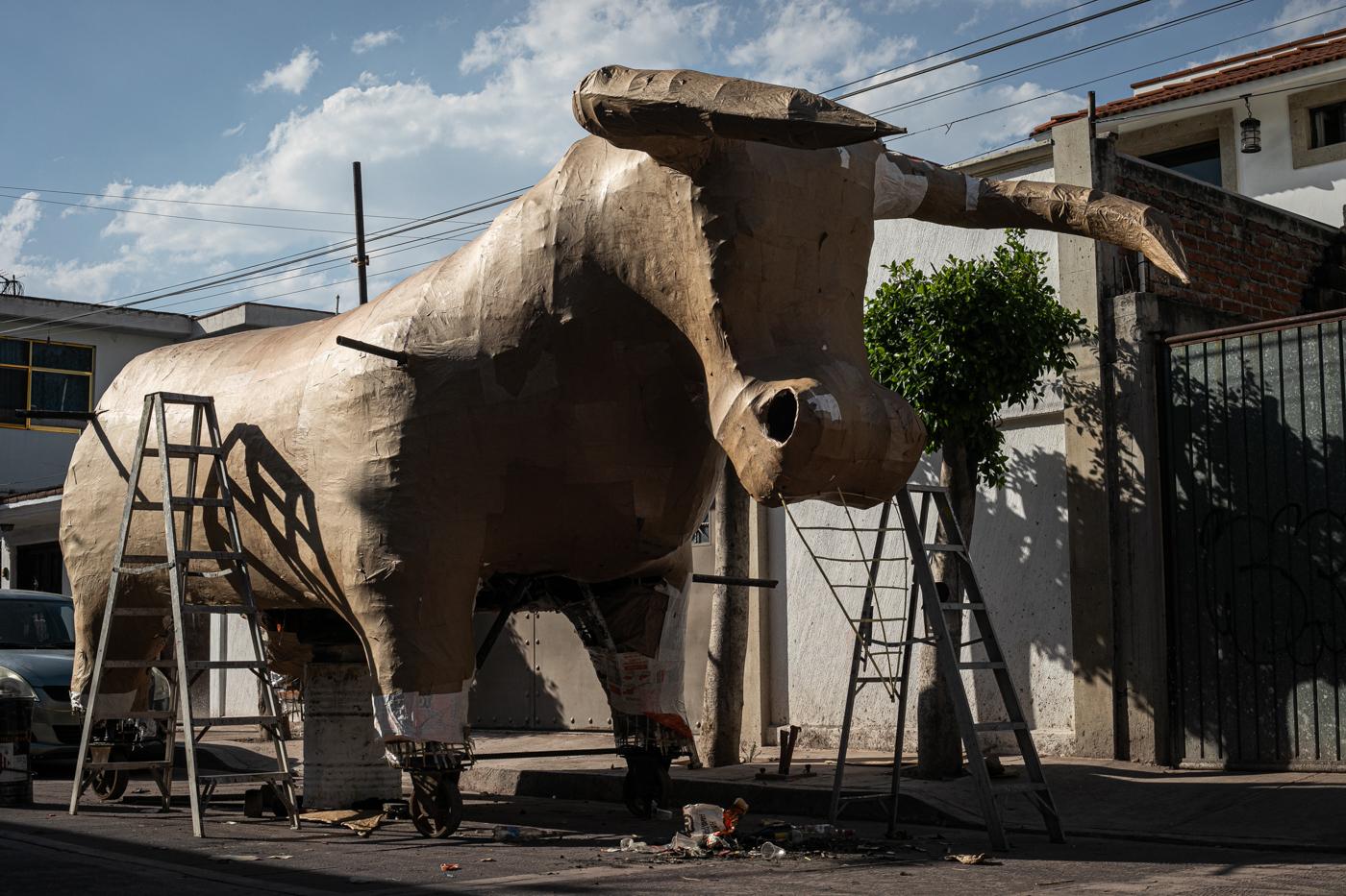 Toros de cartón y fuego 