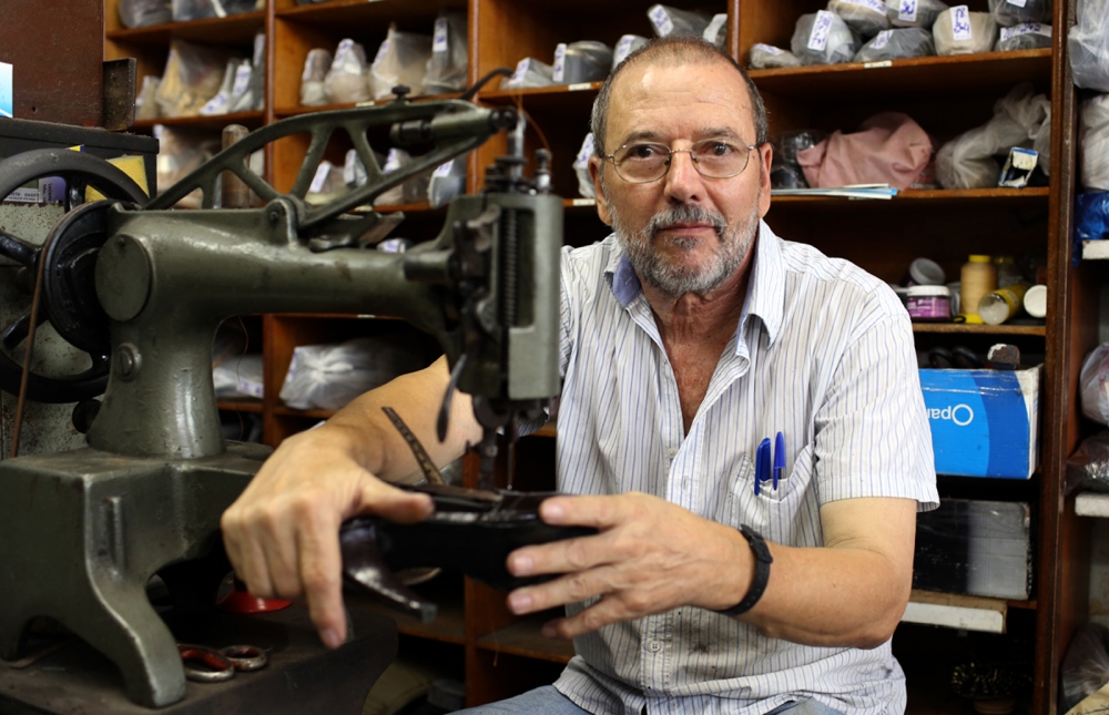  Lucenio Varanda - Shoemaker 