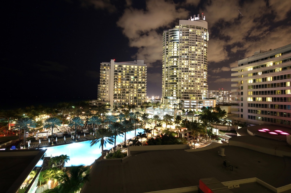 Architecture -    Fontainebleau  Miami Beach Project by: Morris Lapidus...
