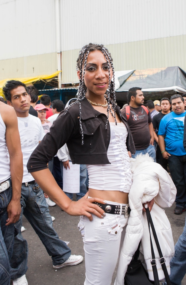Sonideros | E- Book -  Â· Transexual dancer in the Merced market annual...
