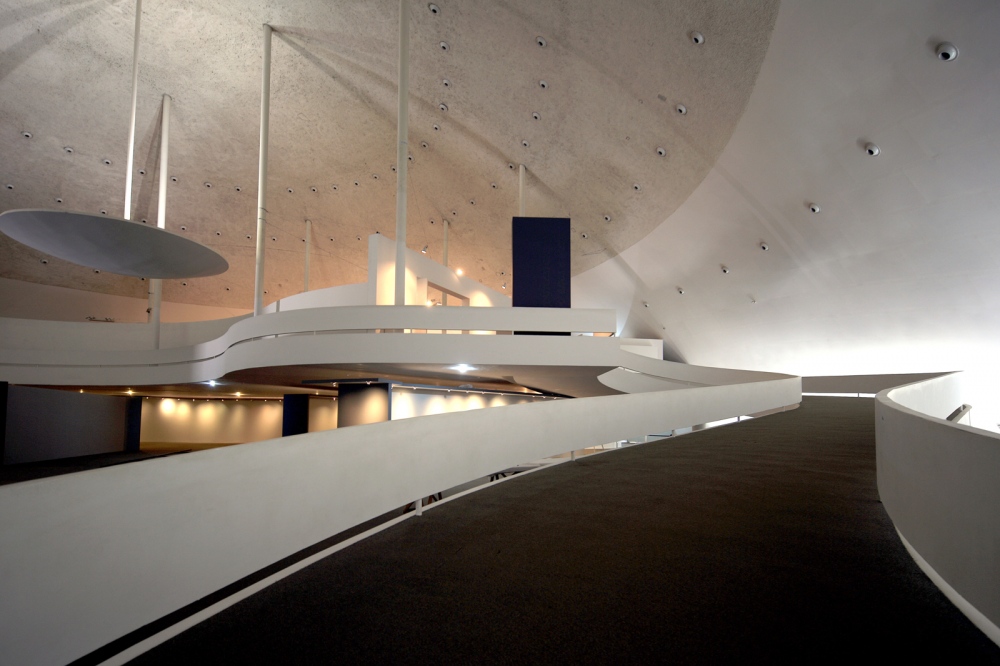    Museu Nacional  Honestino GuimarÃ£es Project by: Oscar Niemeyer Brasilia - Brazil  
