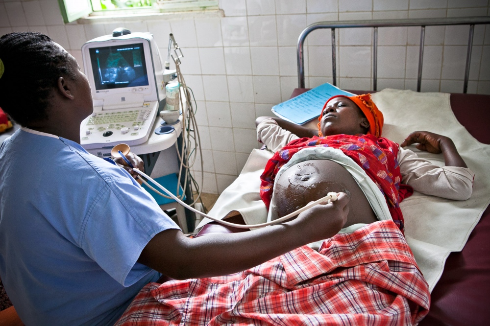 AMREF Canada Midwives save lives
