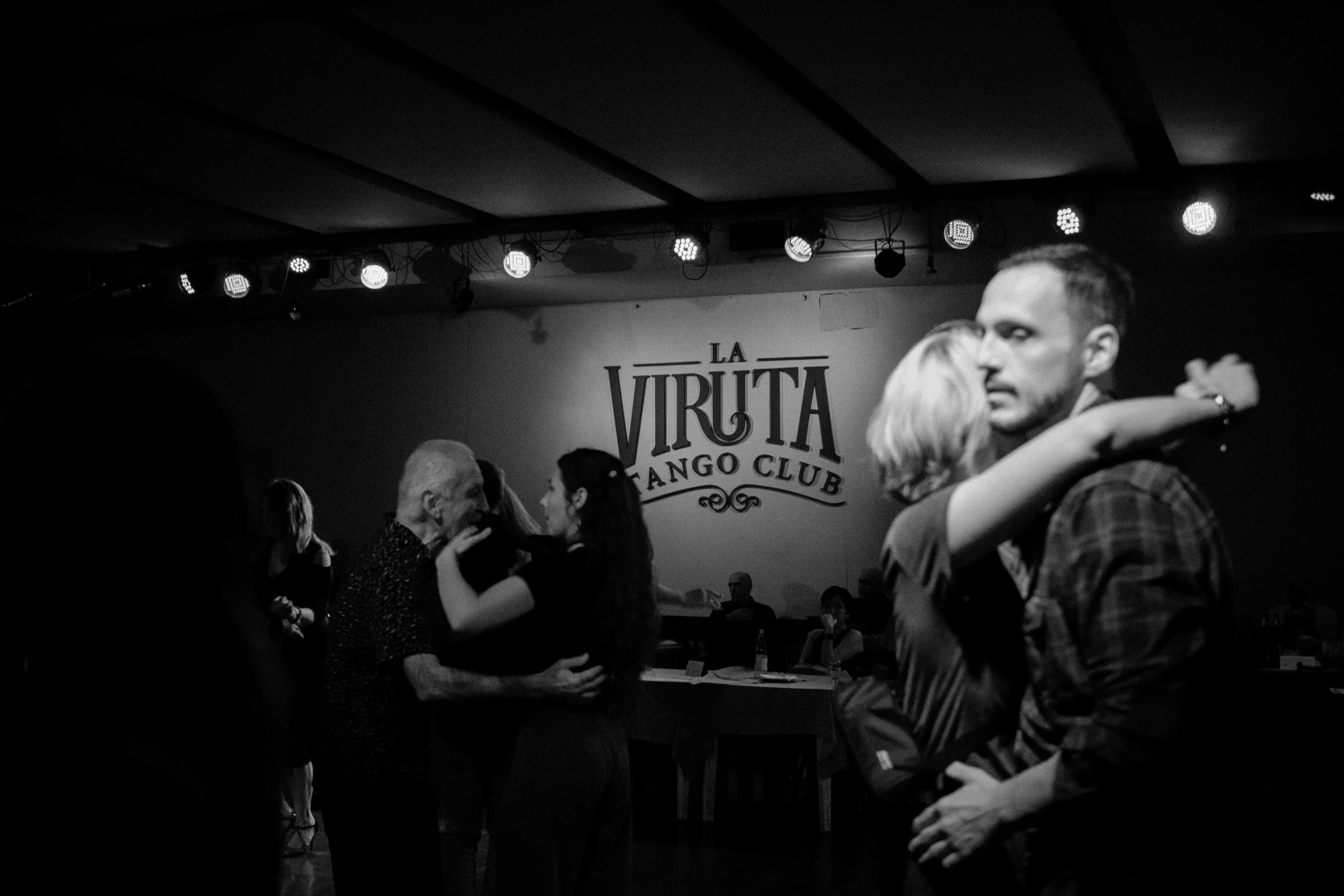 Tango, Alma y ciudad - © Daniela Pallone 