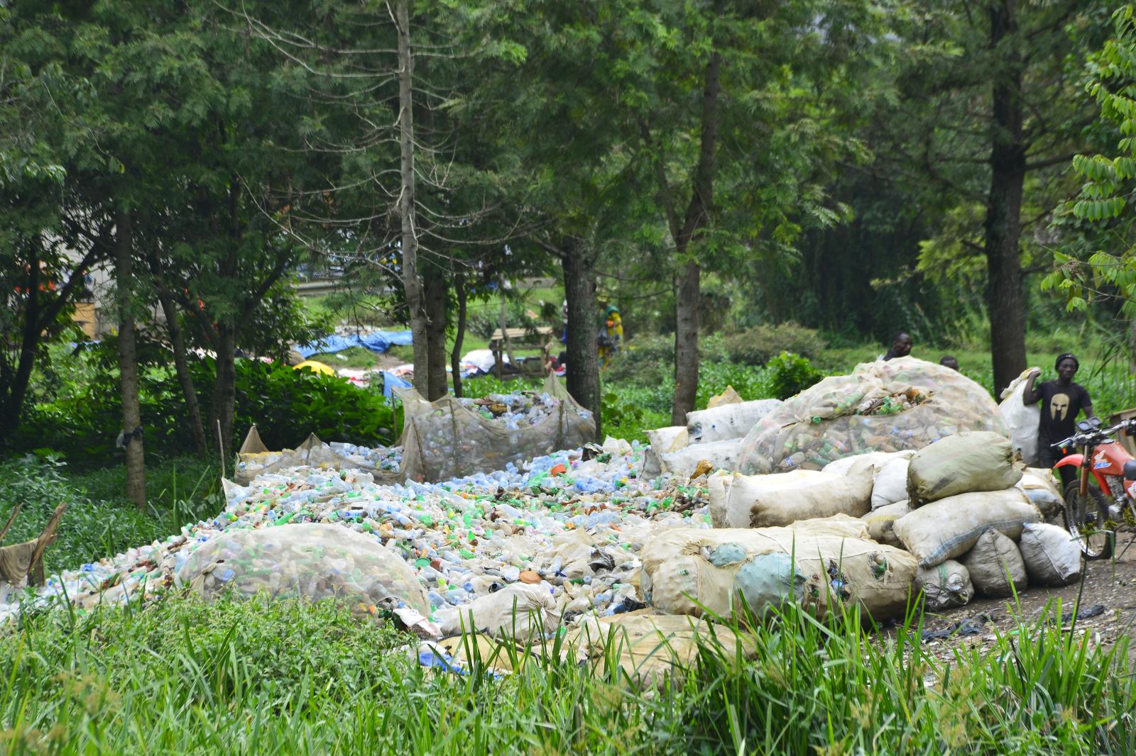 gabbage collection to save environment