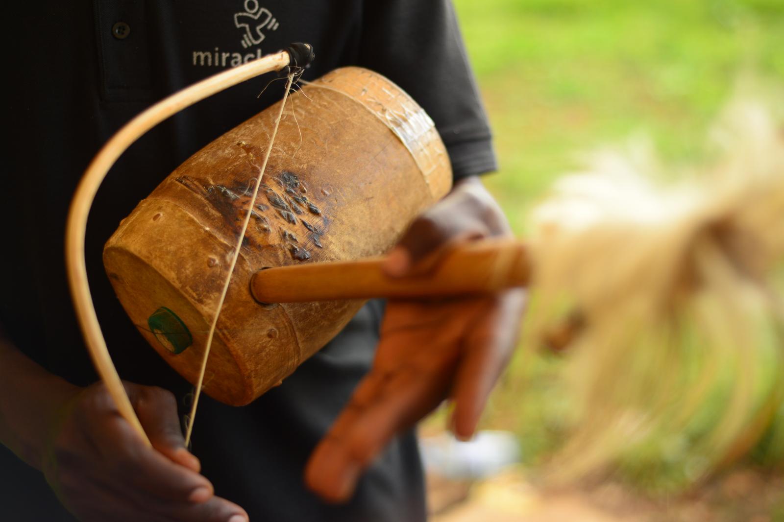 endingidi bmusical instruments