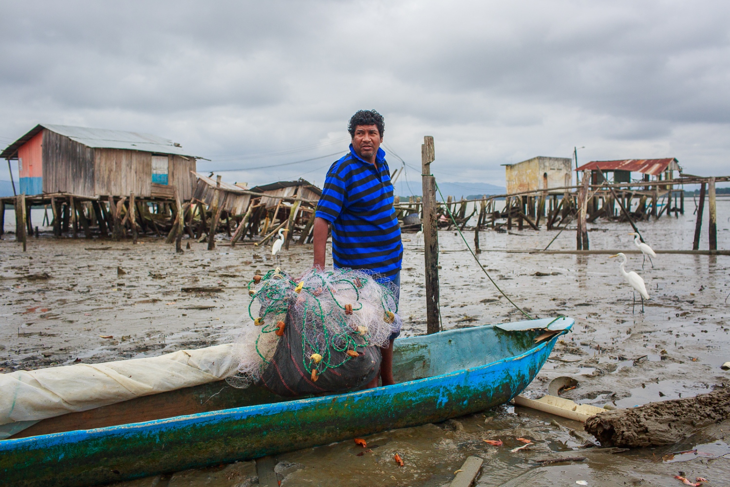 Afterquake - Elias Alejandro, 46, is a fisherman in Chamanga and lost...