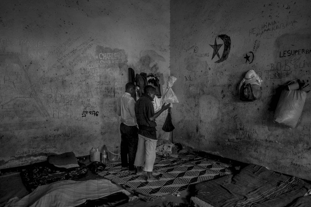 Art and Documentary Photography - Loading 06_FrancescaVolpi_GOMMA.jpg