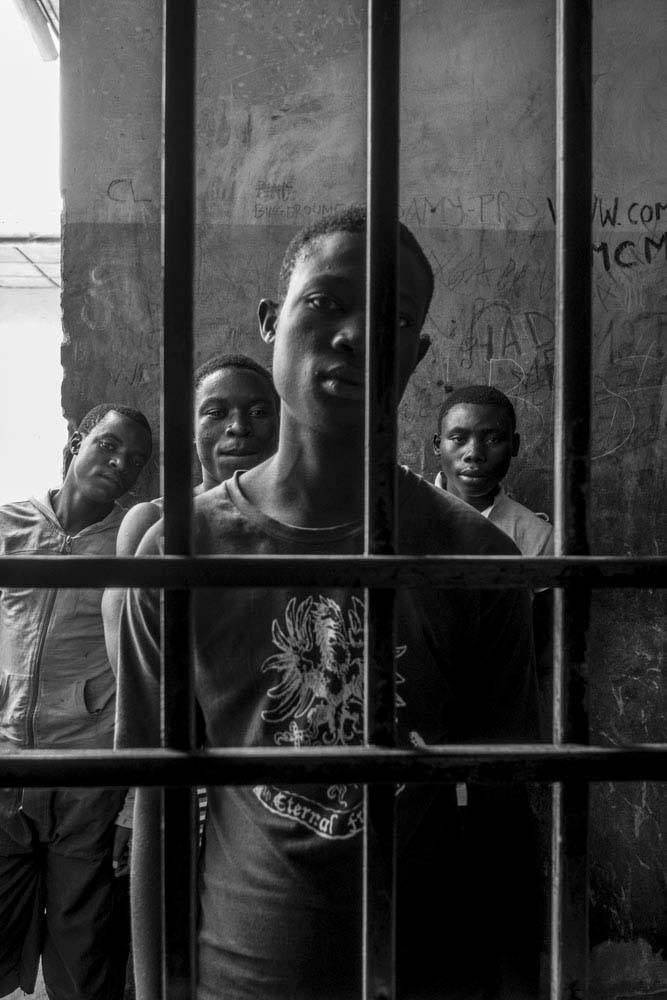 Art and Documentary Photography - Loading 19_FrancescaVolpi_GOMMA.jpg