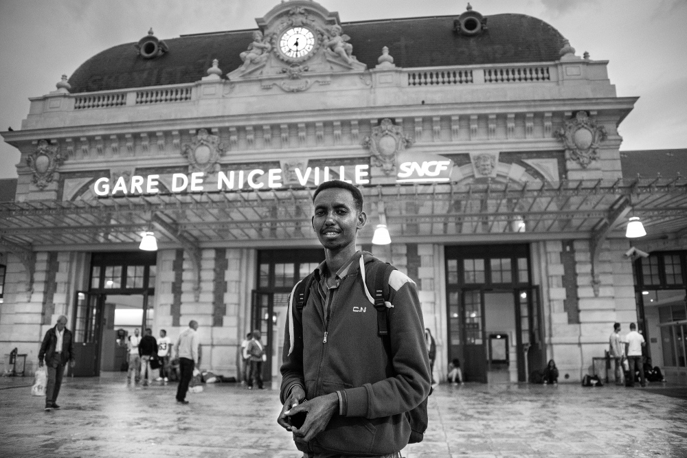  Eritrean refugee waits for the...ia. Nice, France, 12 June 2015 