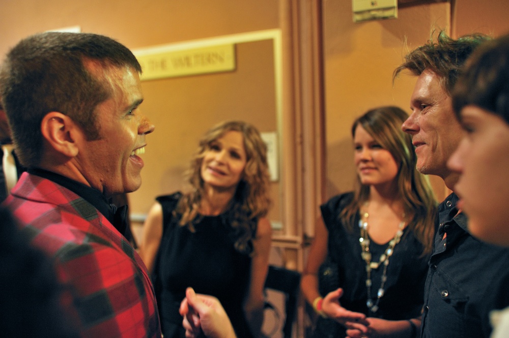 Art and Documentary Photography - Loading PerezHilton_Butow040.jpg