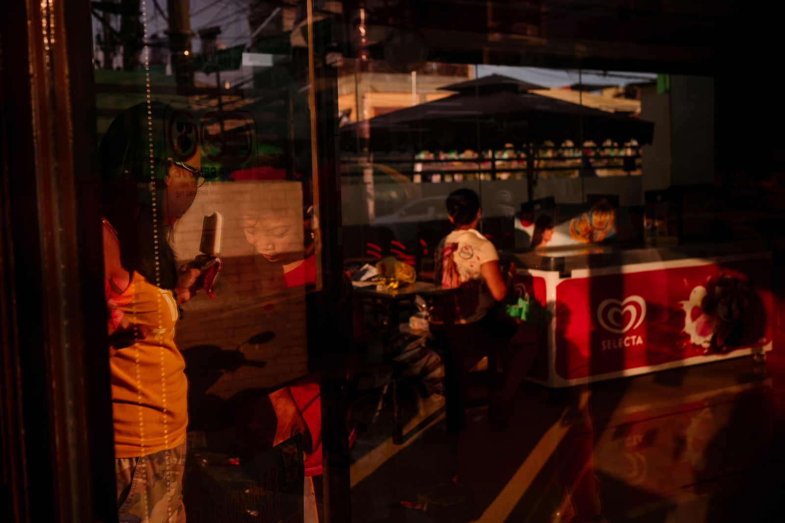 Art and Documentary Photography - Loading _DSF4662.jpg