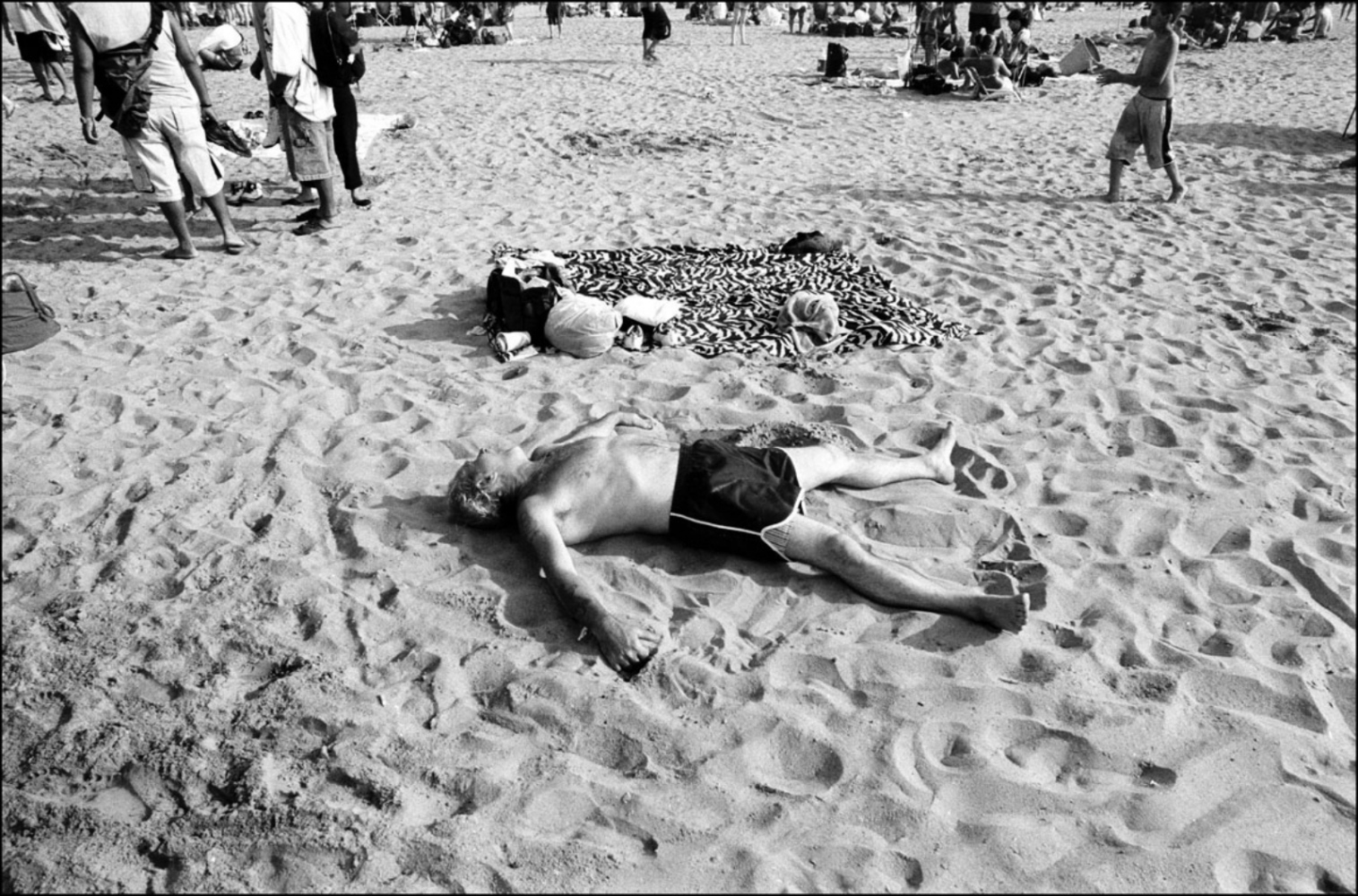 Coney Island 2004 -  Making Angels in the Sand, Coney Island, NY, July 4,...