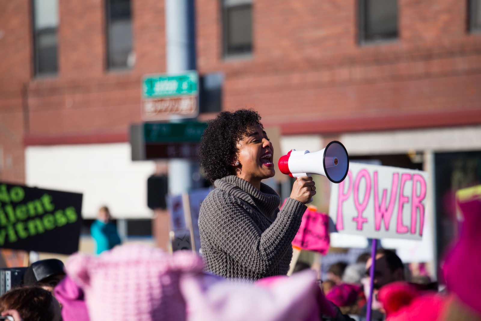 Art and Documentary Photography - Loading WomenMarchSea_464_LR.jpg