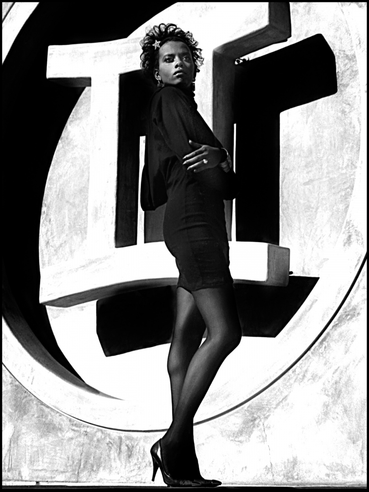 Art and Documentary Photography - Loading T2031x3000-27018.jpg