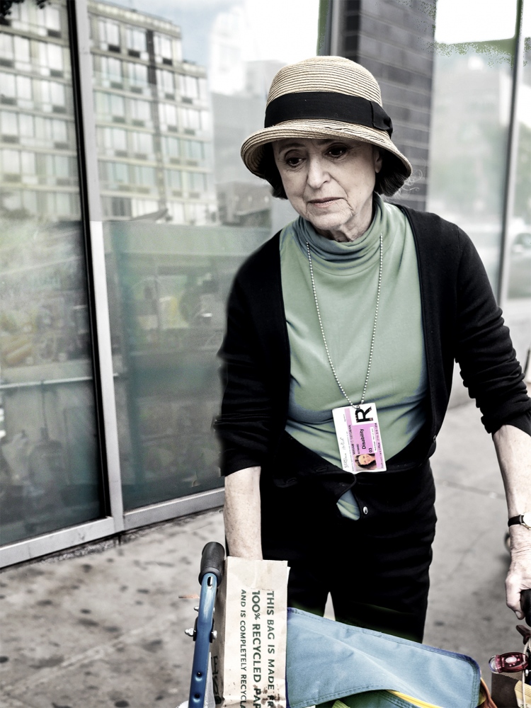 New York City Women - Street Grab