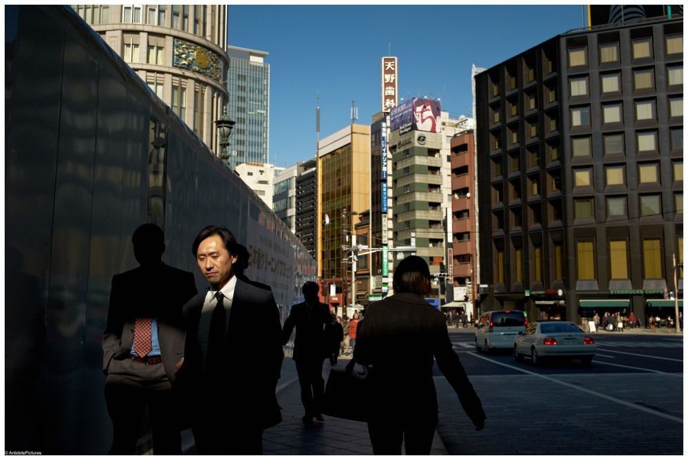 Long walk to work ::: Nihonbashi, Tokyo