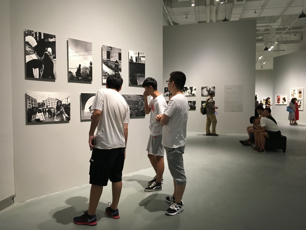 photos from series "Istanbul" being exhibited at Xi'An