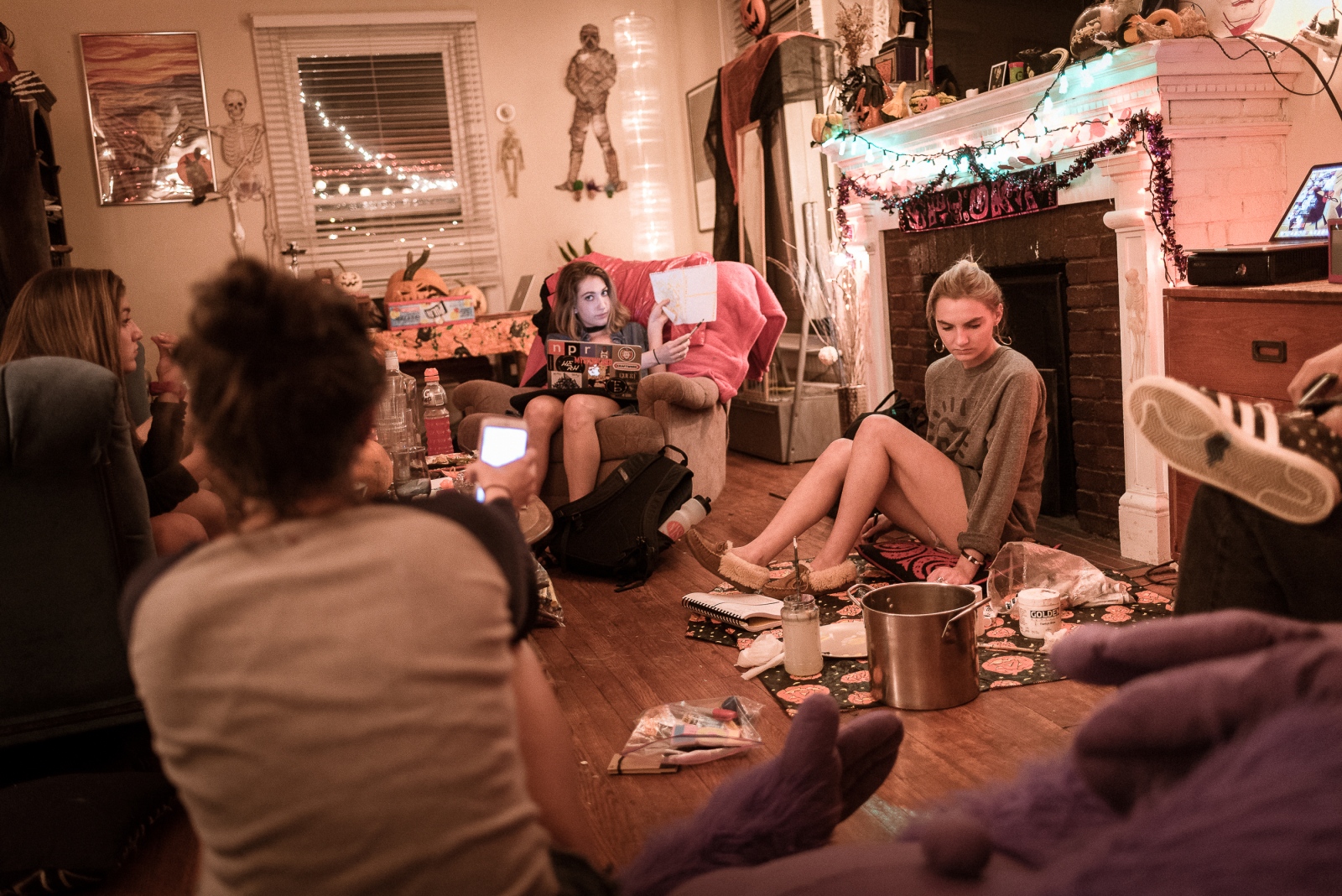 Art and Documentary Photography - Loading Jones_Gabby_GirlsPoopToo-5.jpg