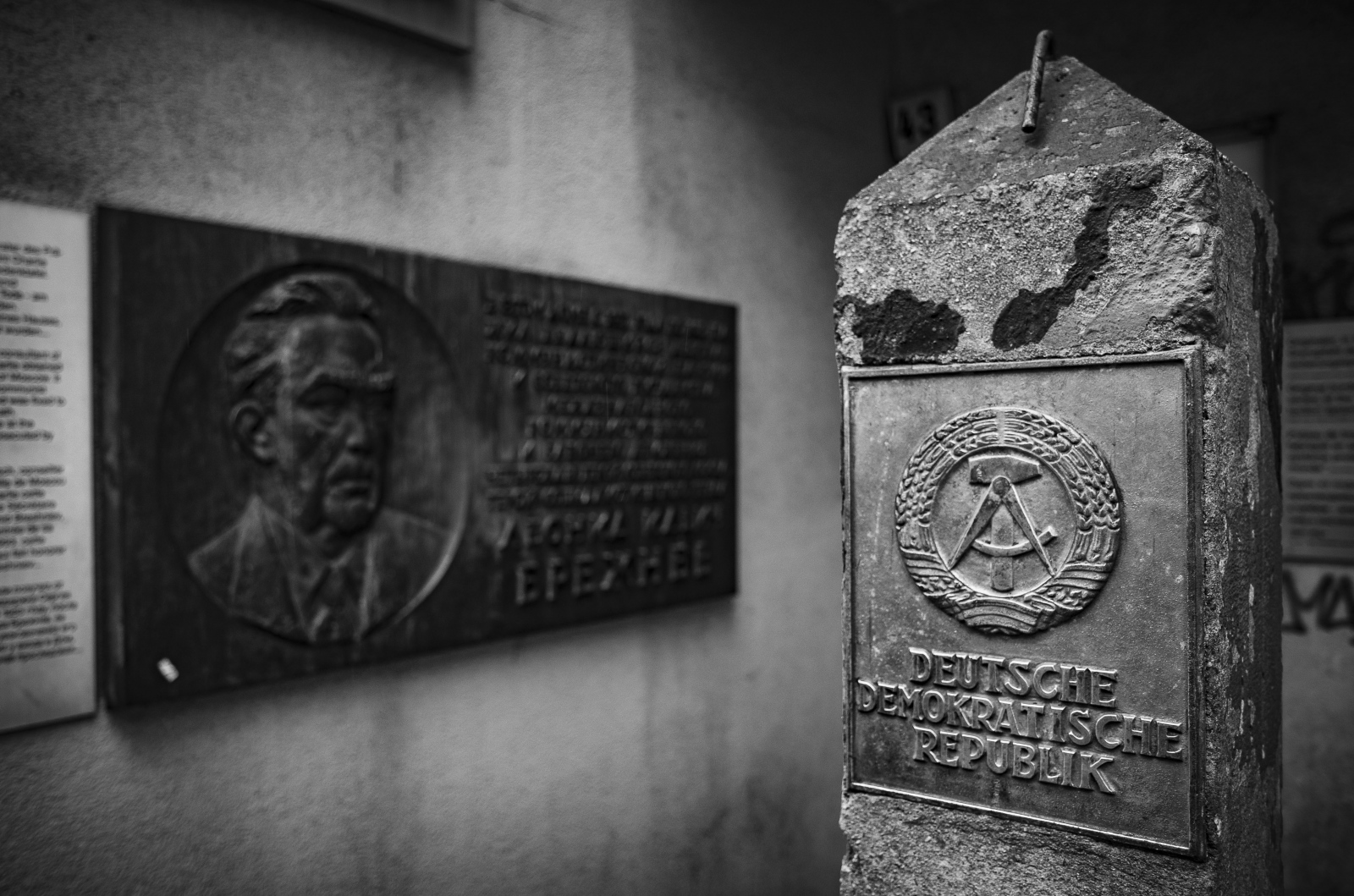 Art and Documentary Photography - Loading 034_T5_01.jpg
