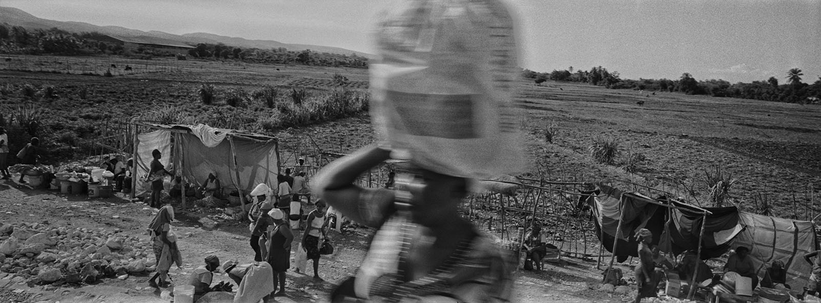 Art and Documentary Photography - Loading ___photo_Juan_Carlos_Haiti_0004.jpg