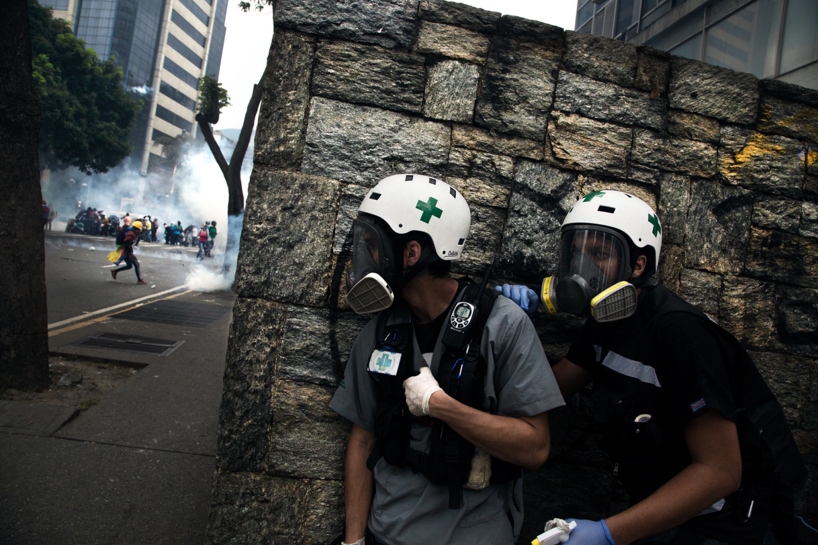 Art and Documentary Photography - Loading 013_VenezuelanUnrest_20170508_610-Edit_Protestas.jpg