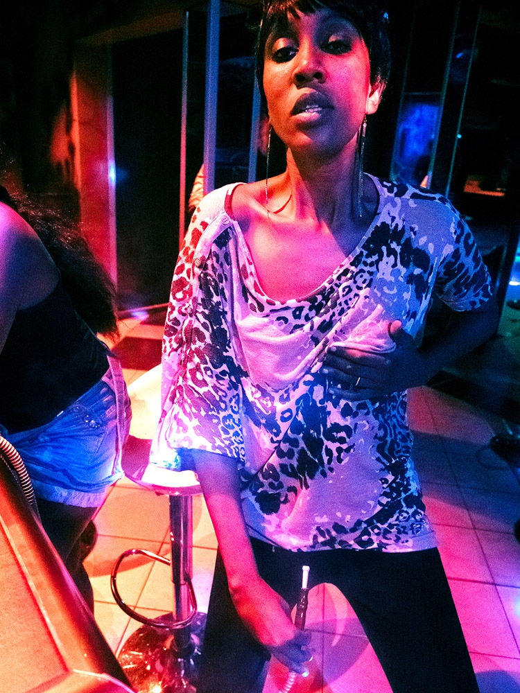 Art and Documentary Photography - Loading Ouaga_la_nuit_06.jpg