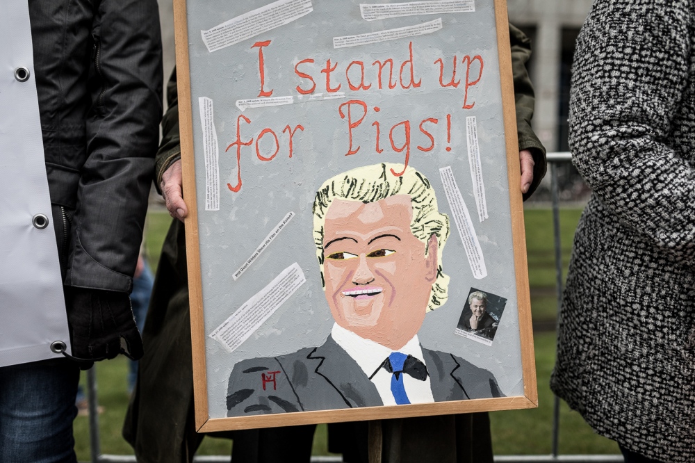 Anti-Islam Protest in the cente...rt Wilders from the PVV party. 