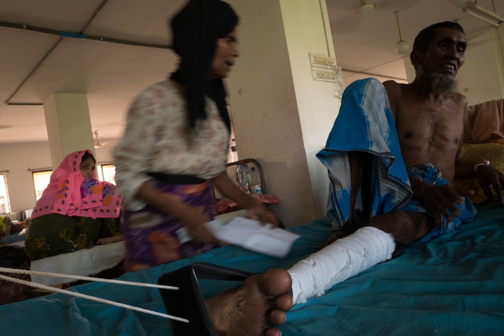Rohingya - Nonexistent people in the hospital