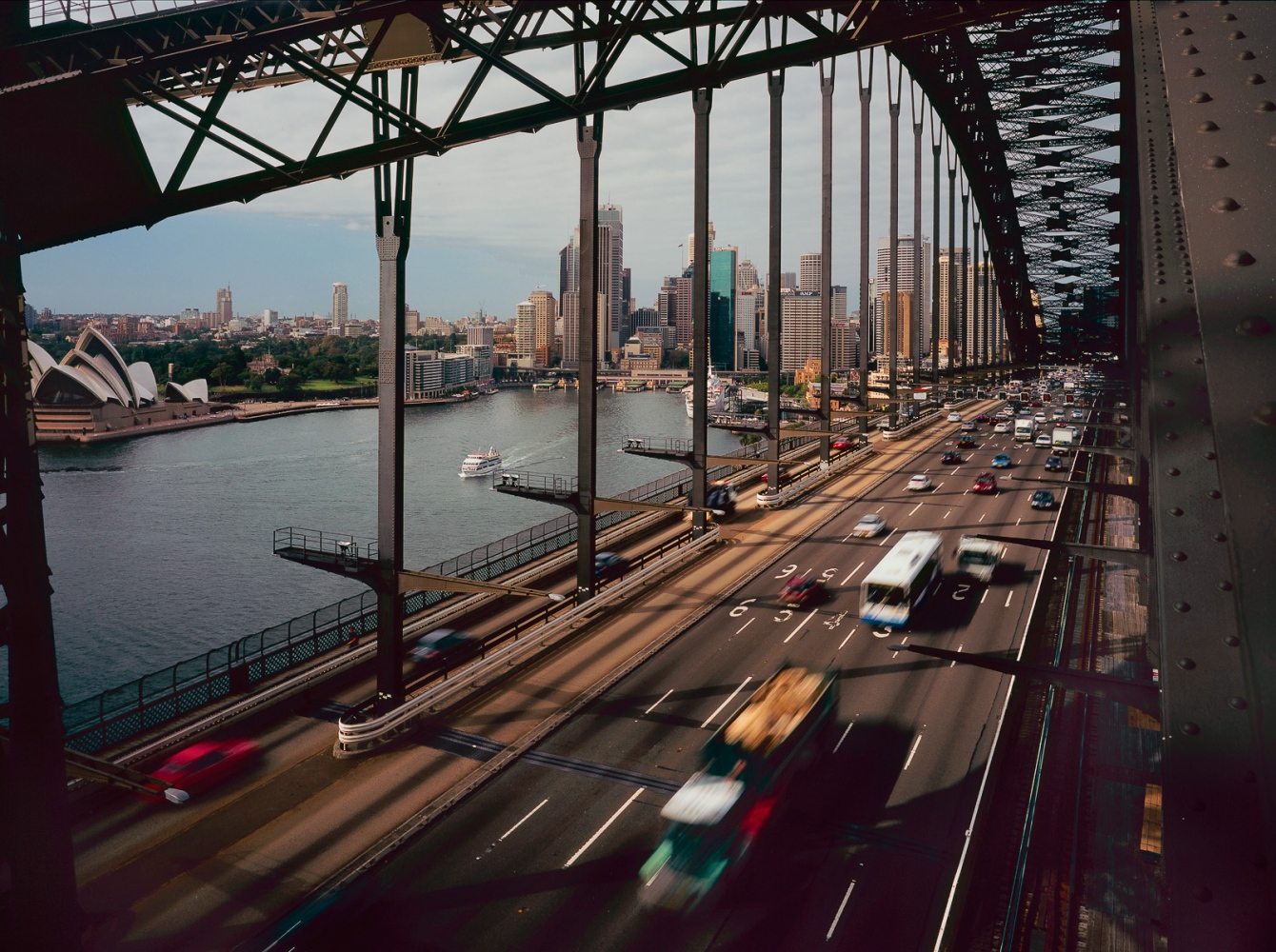 Assignment -  Ace_Chubb, Sydney Harbour bridge, U.S. Annual Report 