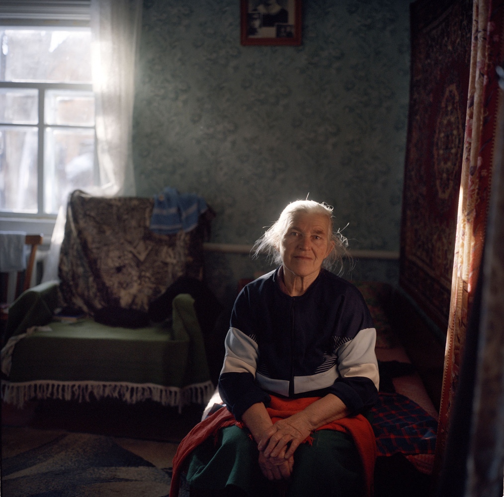 Chernobyl: Still Life in the Zone  - Lyubov Konyushok (72 y.o.) at home. She and her husband...
