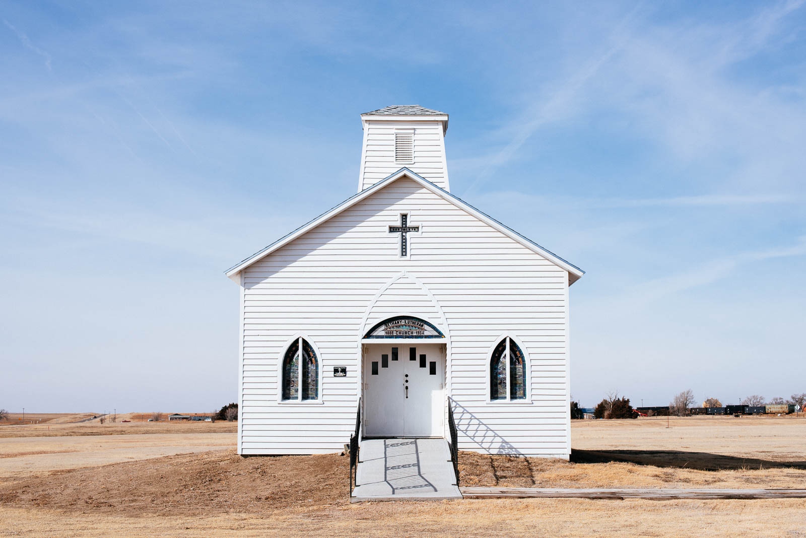 Art and Documentary Photography - Loading Trumpland_001.jpg