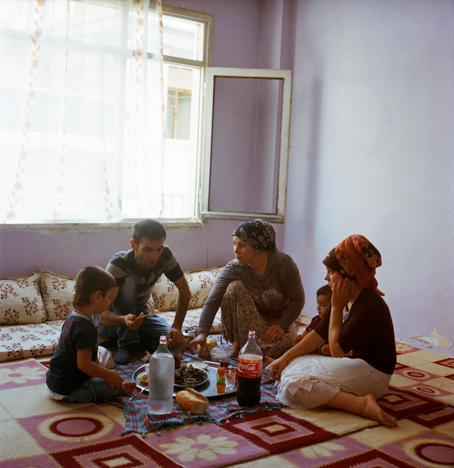 Last Dance of Tarlabasi - Mehmet Esen's family eating dinner at home. They are...