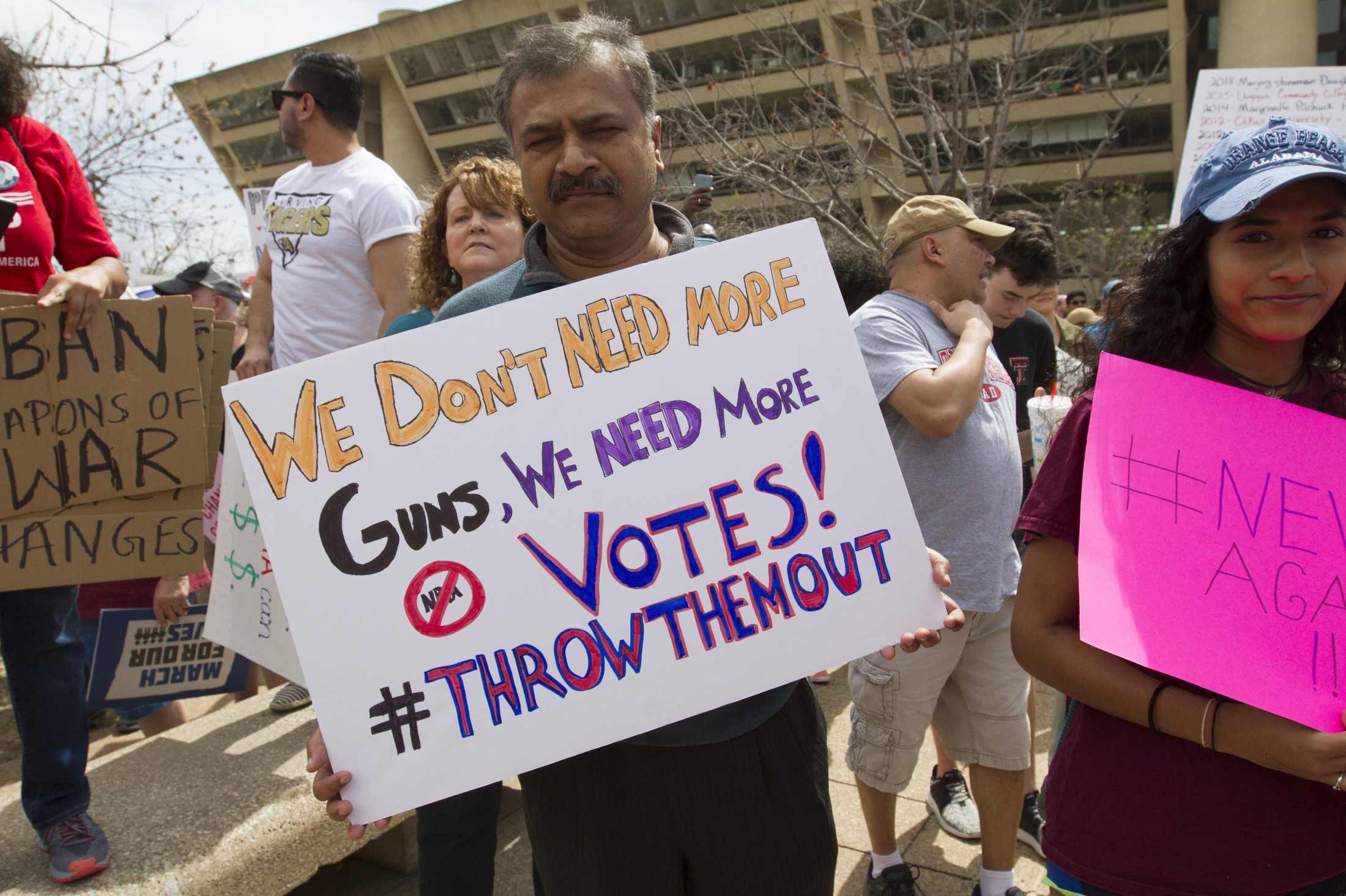 Art and Documentary Photography - Loading Marchforourlives_Dallas12A.jpg