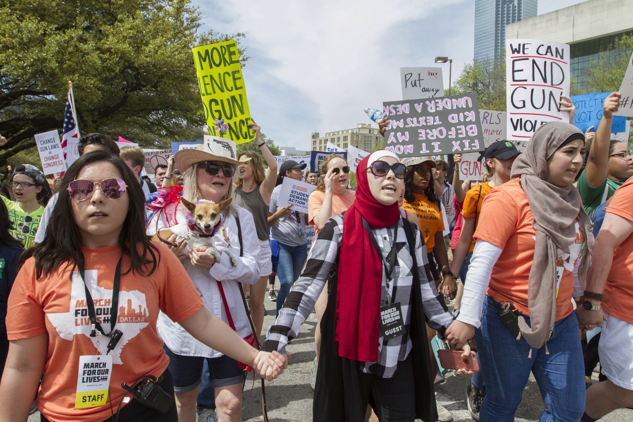 Art and Documentary Photography - Loading Marchforourlives_Dallas27A.jpg