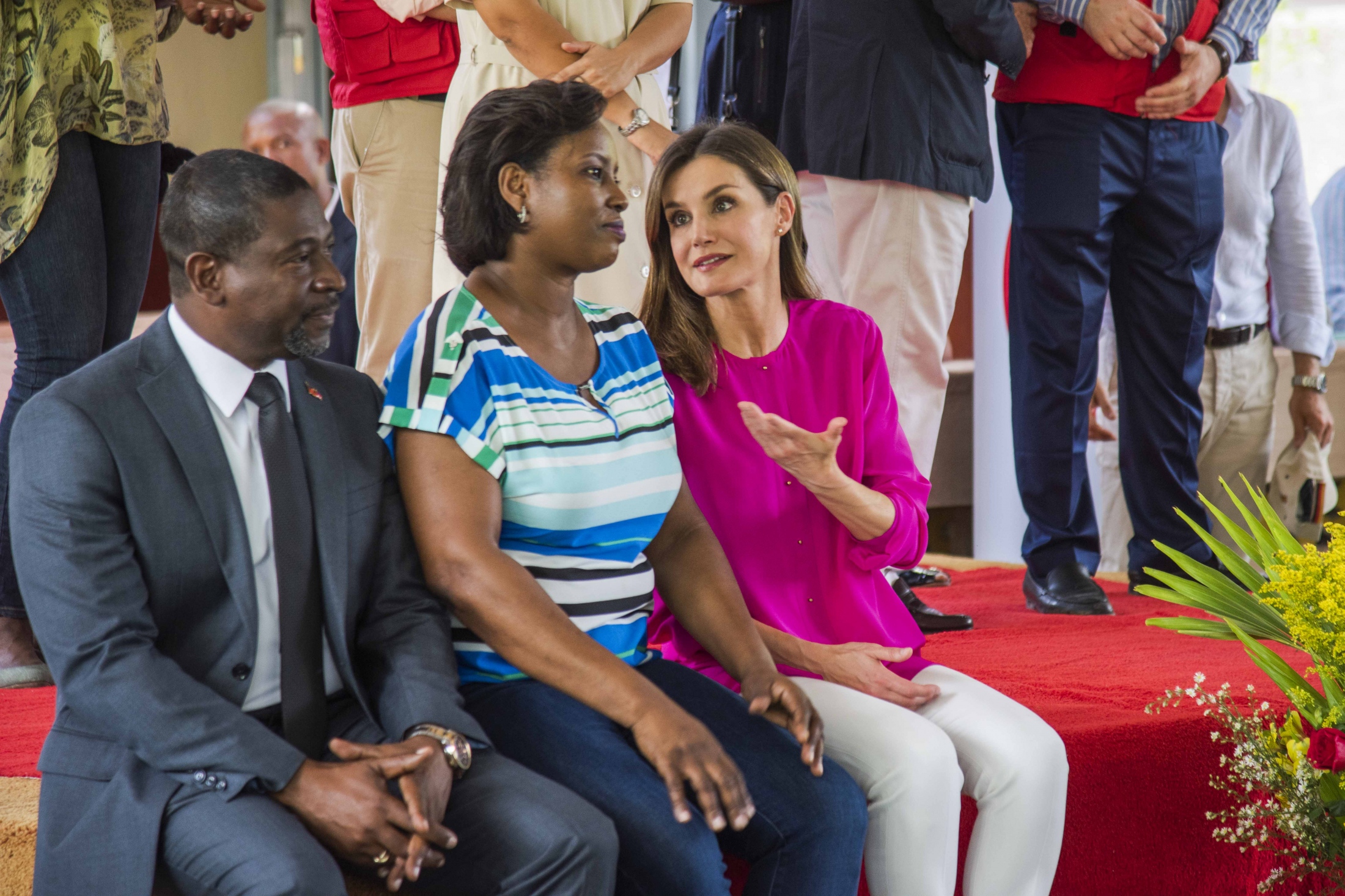 Queen of Spain travel to Haiti and visit  Saint Louise Marillac School during her stays - 