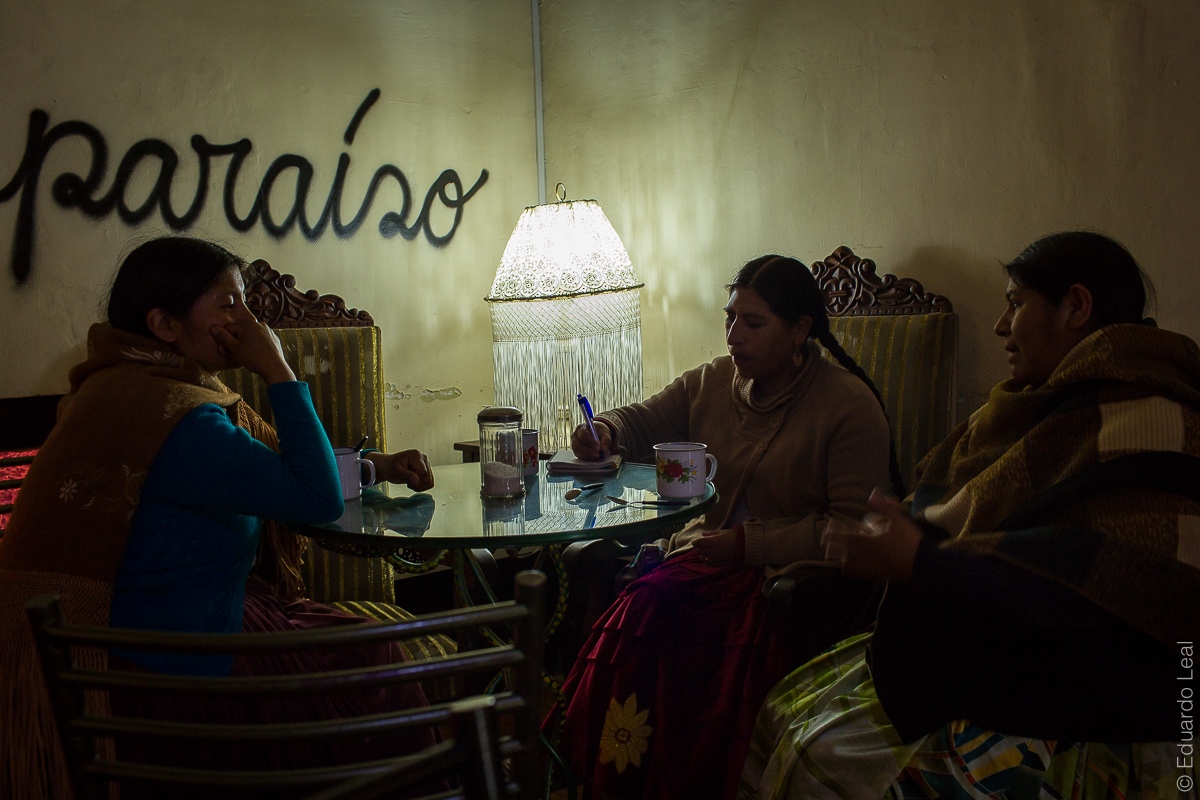 Art and Documentary Photography - Loading Cholitas_Rise-3.jpg
