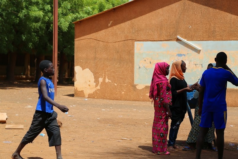  Students gather in the courtya... French high school in Niamey. 