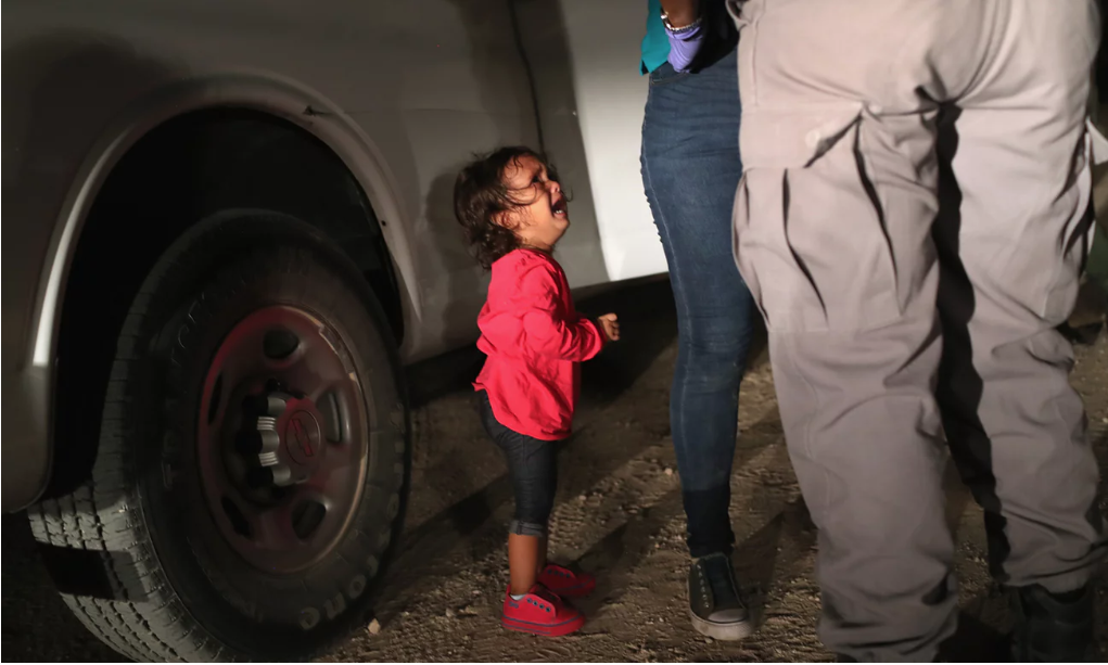 Image of sobbing toddler at US border: "˜It was hard for me to photograph'