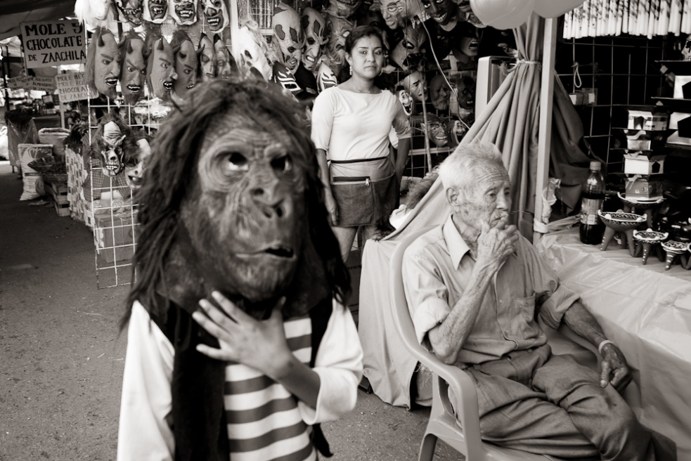 Art and Documentary Photography - Loading Oaxaca06.jpg