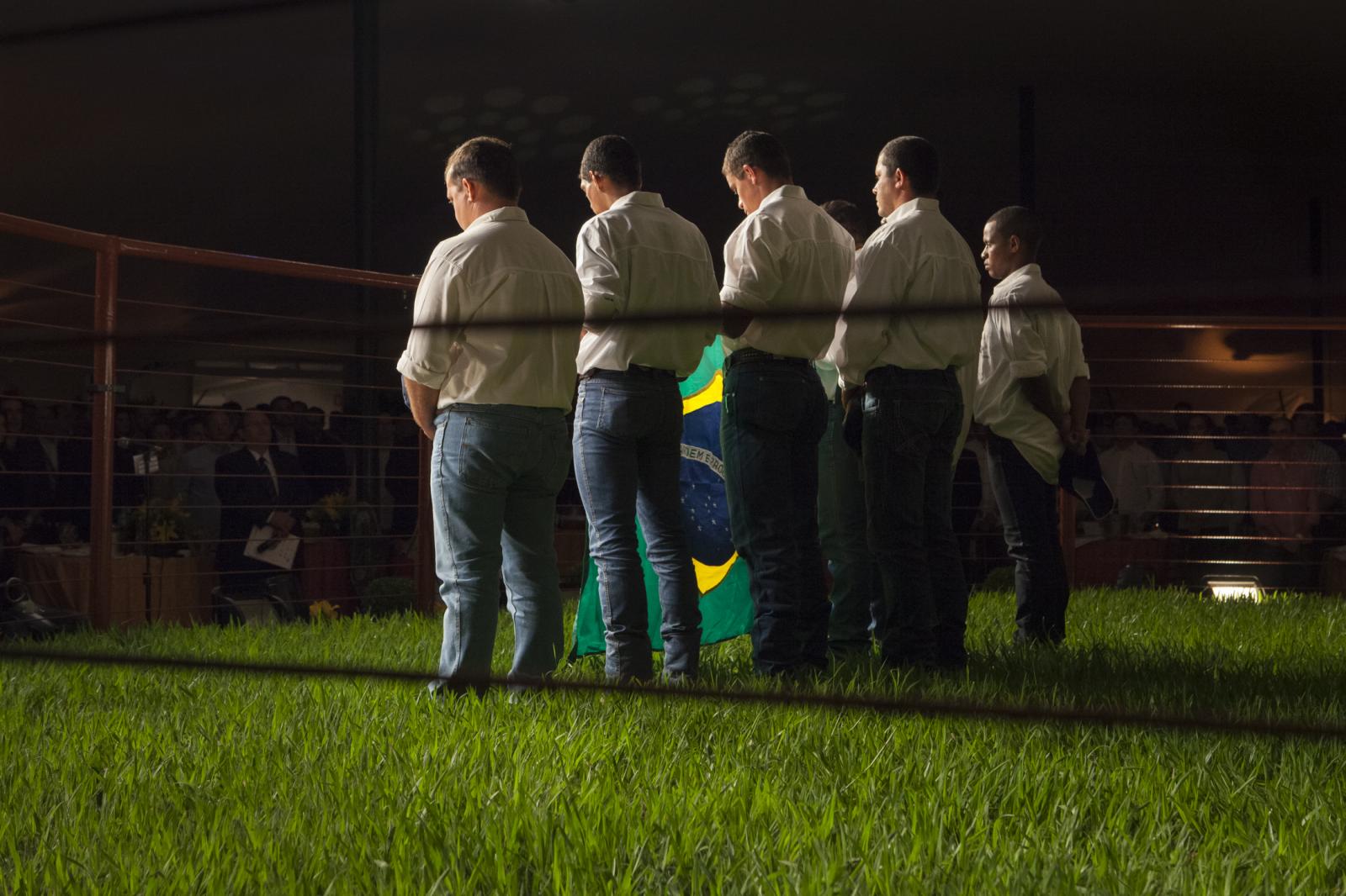  Cowboys sing the national hymn... Brazil Uberaba, Brazil, 2013. 