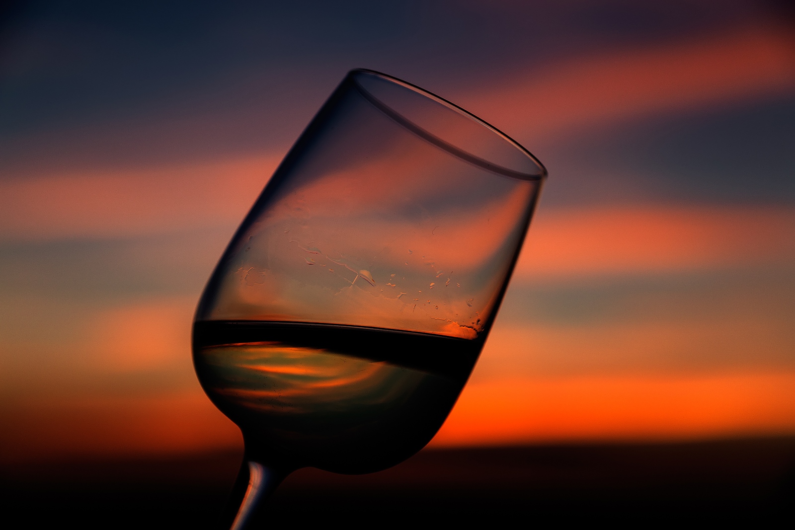 Gastronomic poetry - Sunset Wine.
