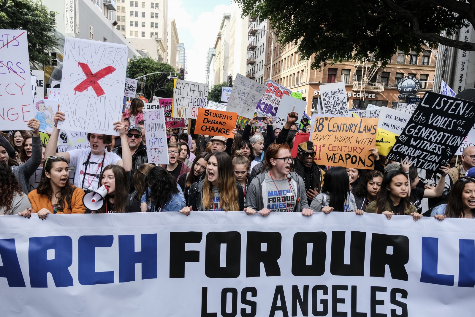REPORTAGE - Students participate in the March for Our Lives Los...