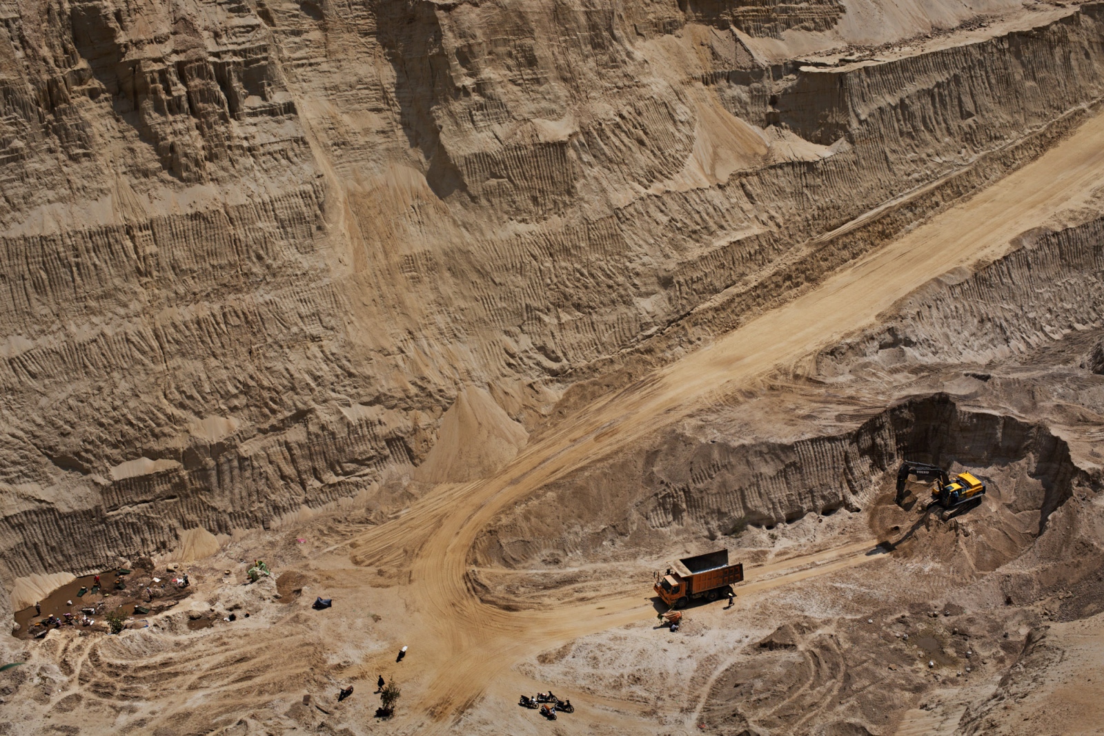 NRGI: Gold Mining
