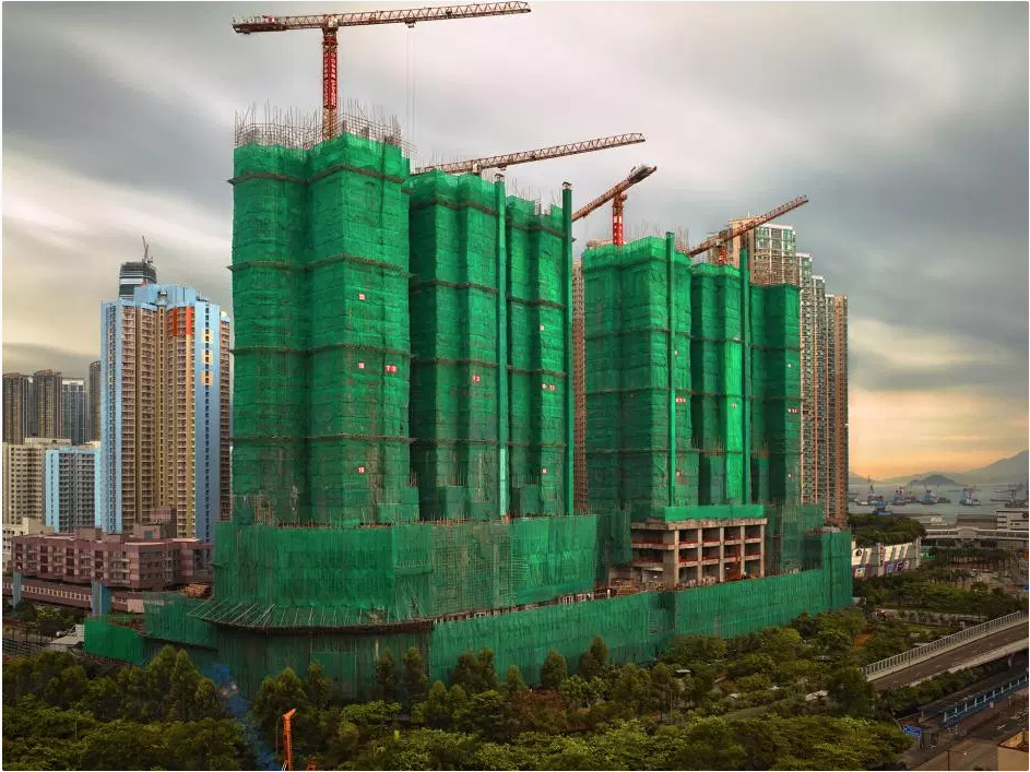 A photographer captured the surreal beauty of Hong Kong's bamboo scaffolding