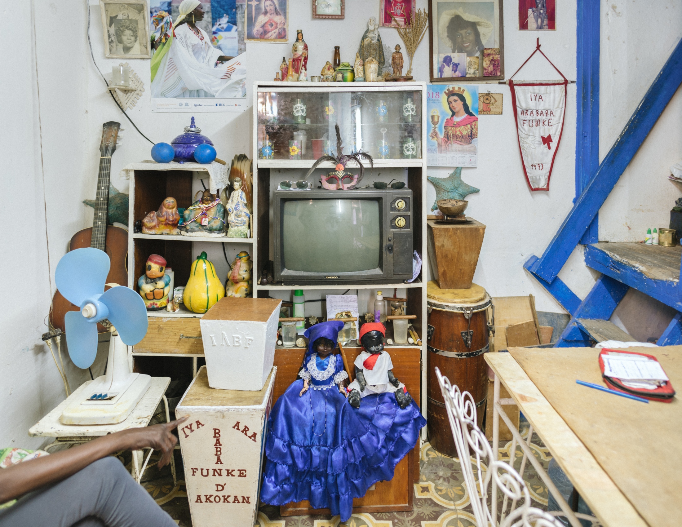 Art and Documentary Photography - Loading Cuba.jpg