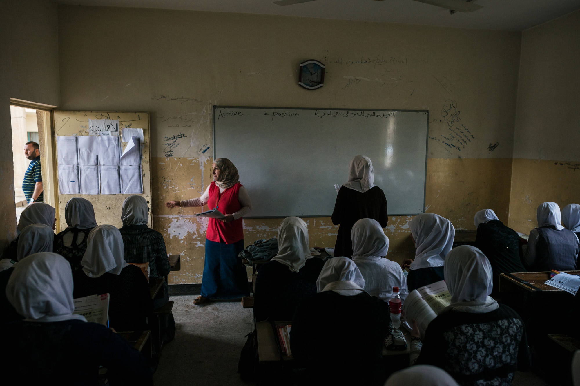 Art and Documentary Photography - Loading VS-childrenofmosul-009.JPG