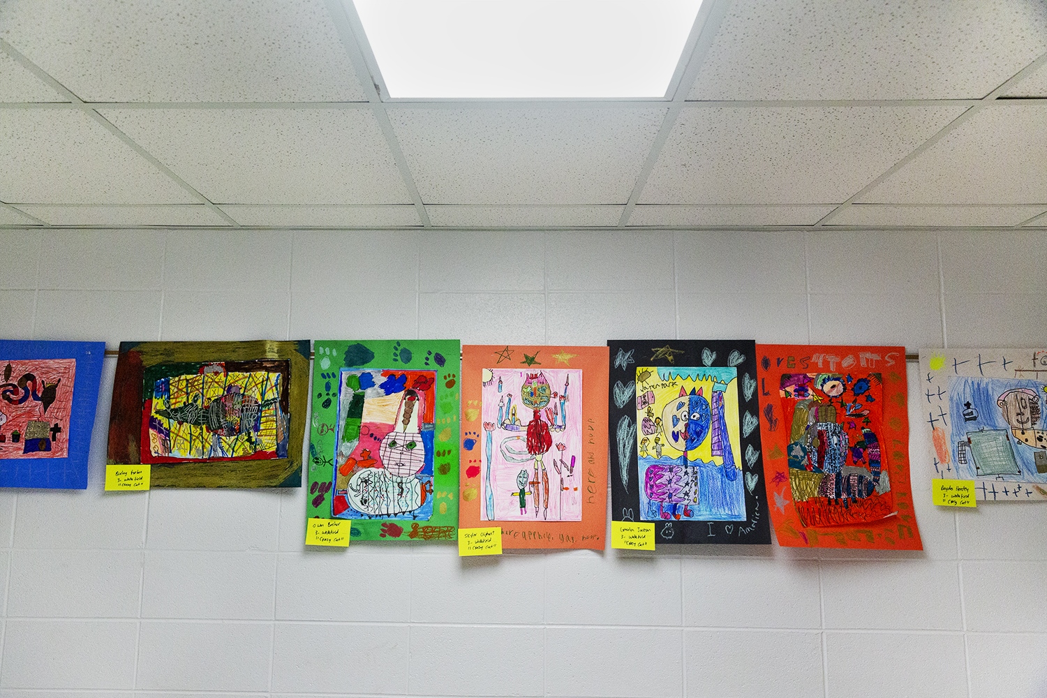  Pieces of drawings hang on the...ntain Grove Elementary School. 