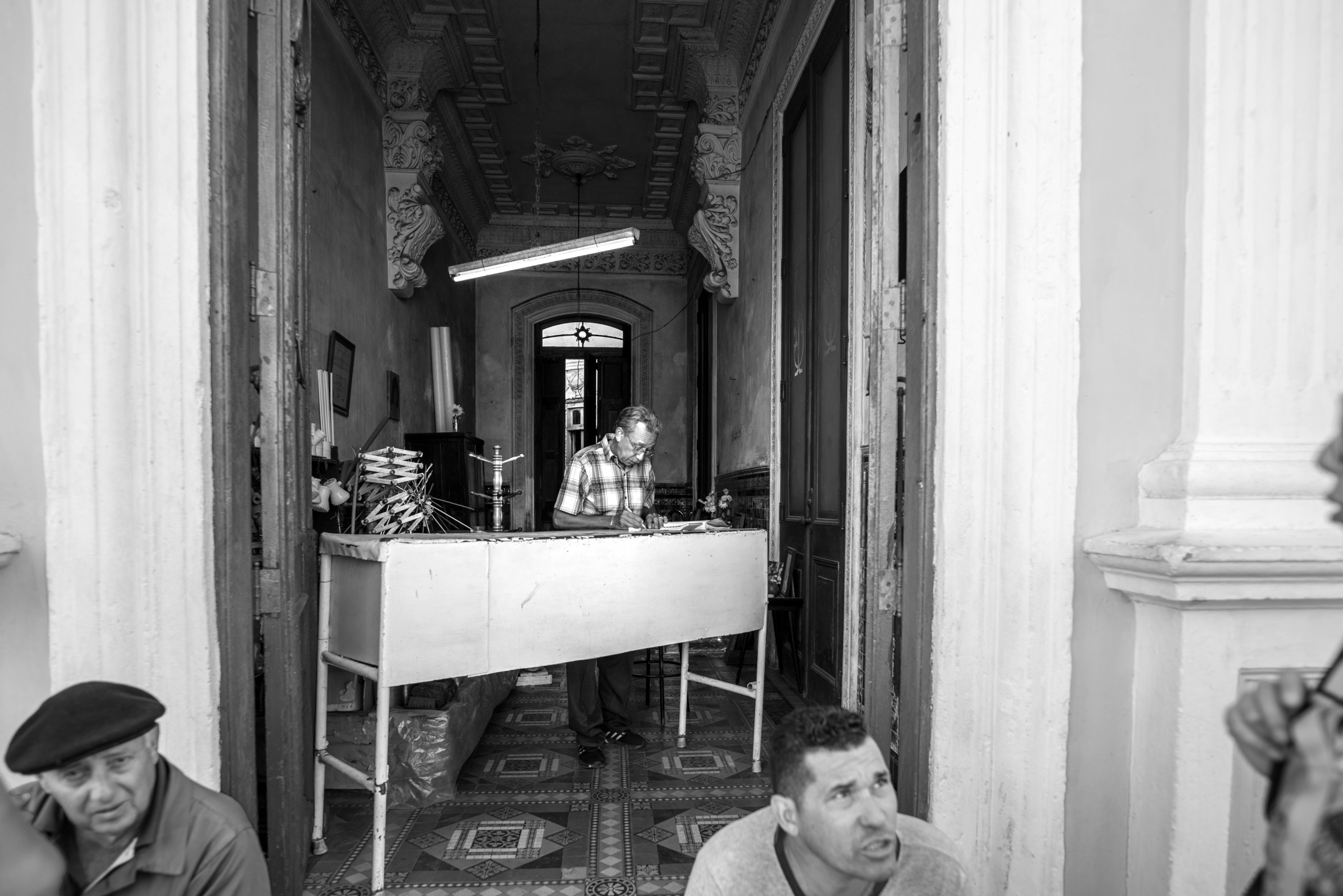 Art and Documentary Photography - Loading Cuba-60.jpg