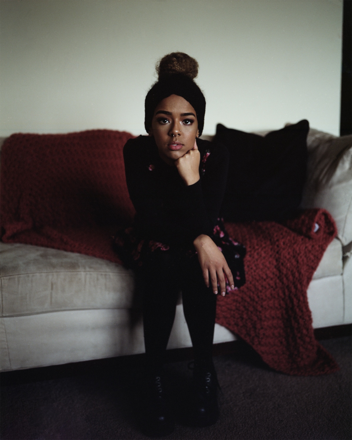 Get The Male Gaze In Fashion Photography Background